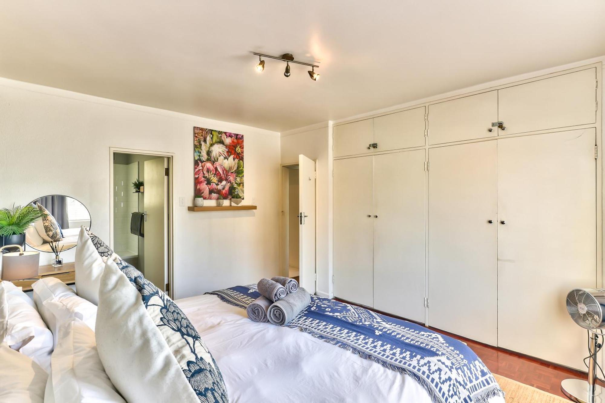 Trendy 1 Bedroom Flat In The Heart Of Green Point Cape Town Exterior photo